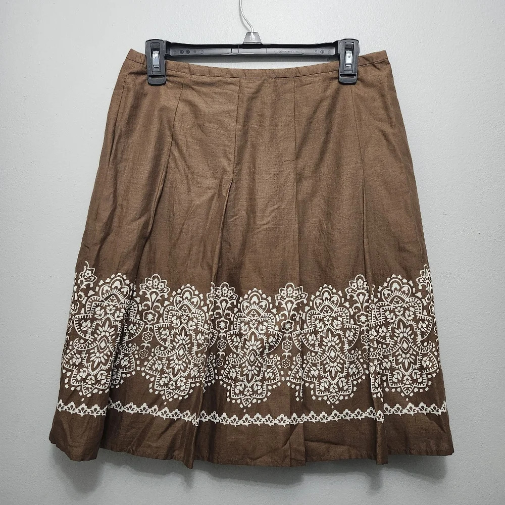 Jones wear studio women's skirt size 6P brown and cream